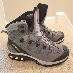 Salomon Hiking Boot sz 10.5 NEW